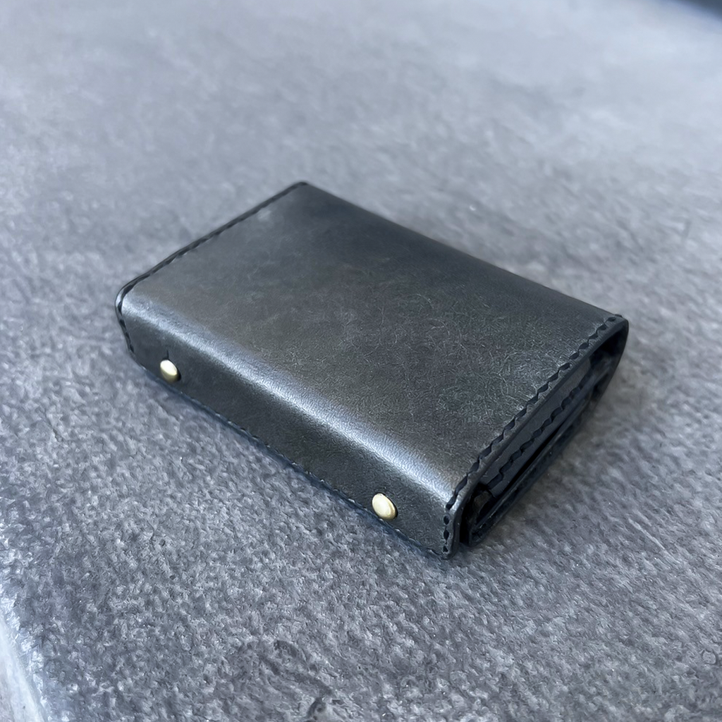 Genuine Leather Minimalist Wallet “ HIUCHIBAKO ” Ver. Maya