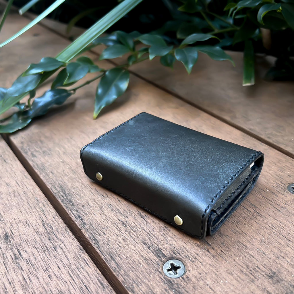 Genuine Leather Minimalist Wallet “ HIUCHIBAKO ” Ver. Maya
